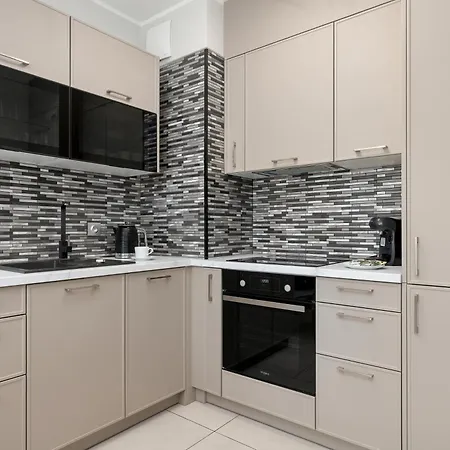 Modern With Parking And Balcony In By Renters Lejlighed Gdynia